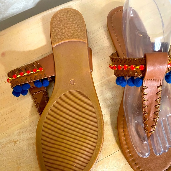 Shoes - Picture 2 of 4